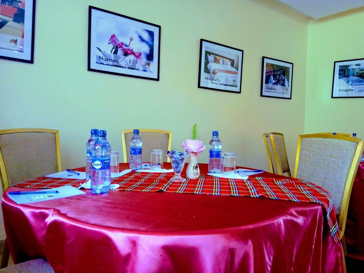 Falcon Heights Hotel Nanyuki Exterior photo