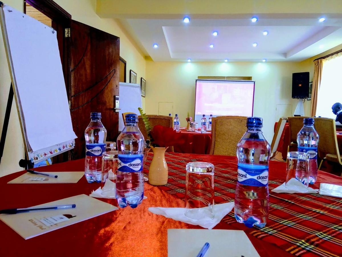 Falcon Heights Hotel Nanyuki Exterior photo