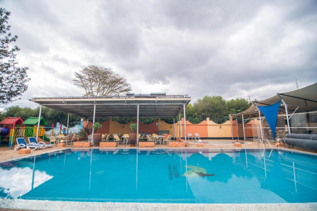 Falcon Heights Hotel Nanyuki Exterior photo