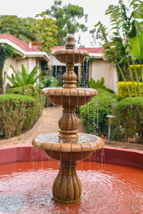 Falcon Heights Hotel Nanyuki Exterior photo