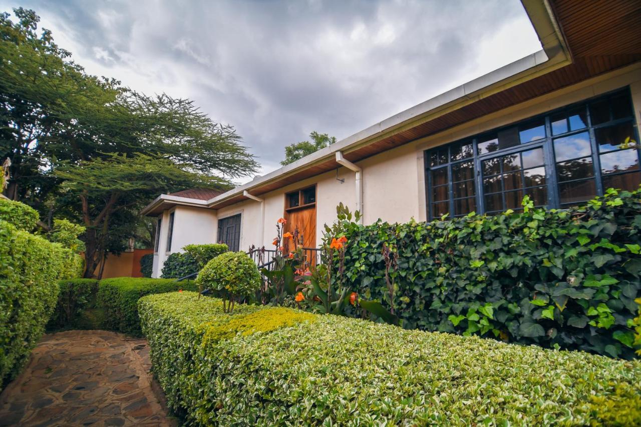 Falcon Heights Hotel Nanyuki Exterior photo